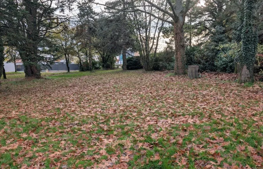 Image Terrain à bâtir de 800 m² à SAINT-HILAIRE-DE-CLISSON (44)