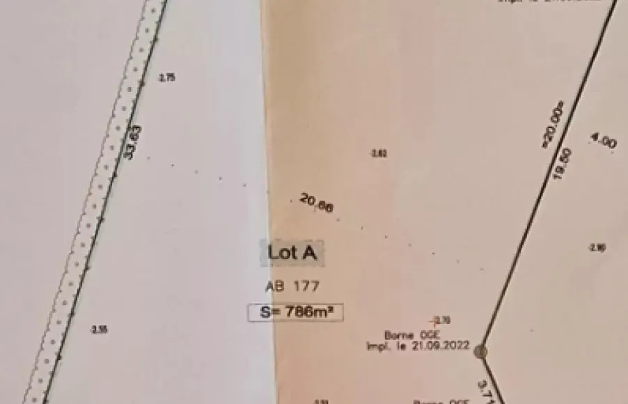 Image Terrain à bâtir de 786 m² à BOUIN (85)