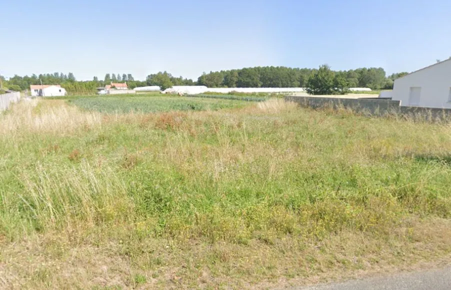 Image Terrain à bâtir de 450 m² à CHALLANS (85)