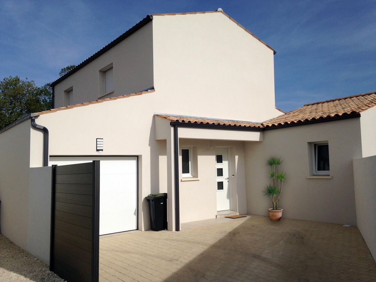 Construction maison neuve sur terrain constructible à Arces